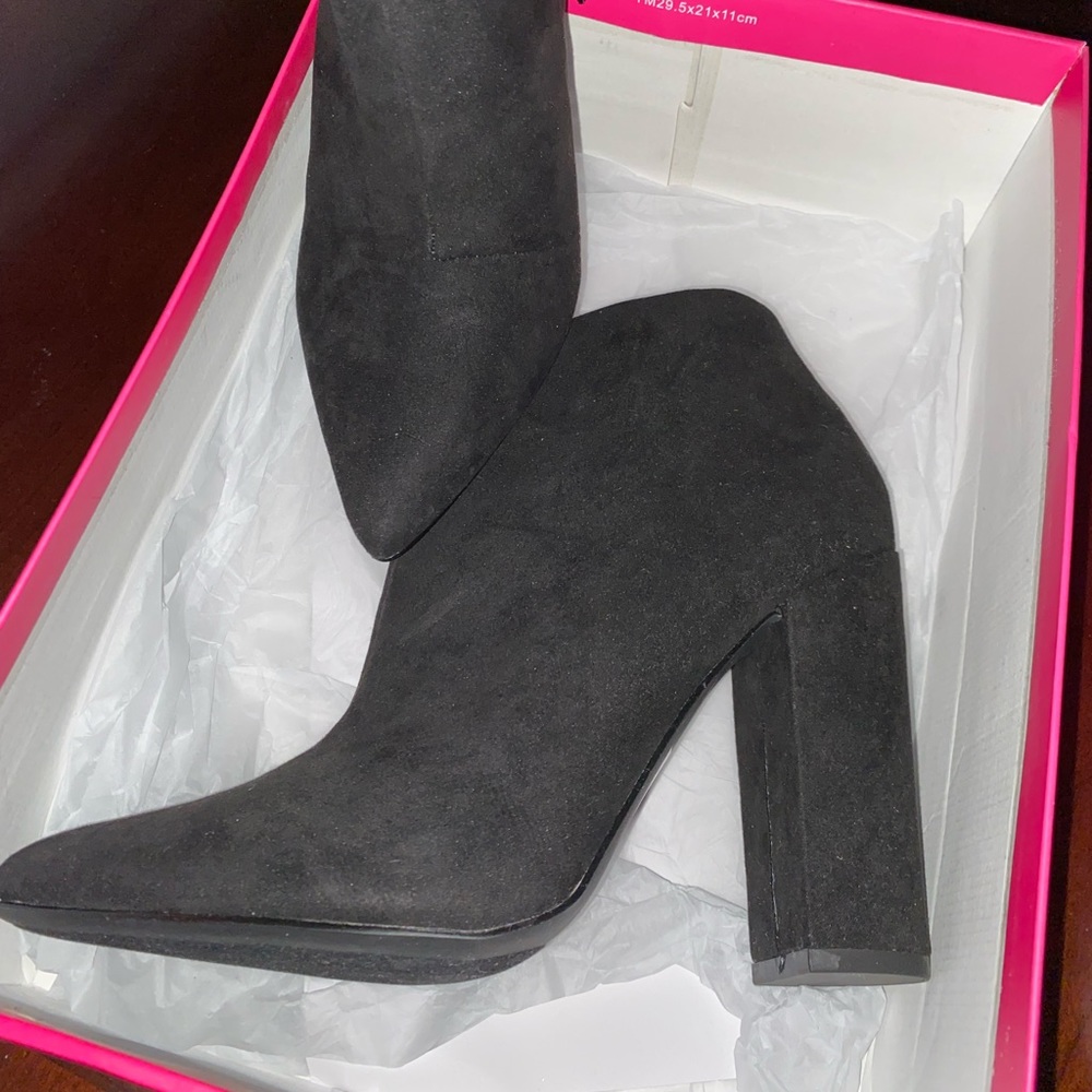 Short booties